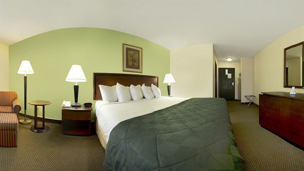 Rodeway Inn Barboursville Exterior foto